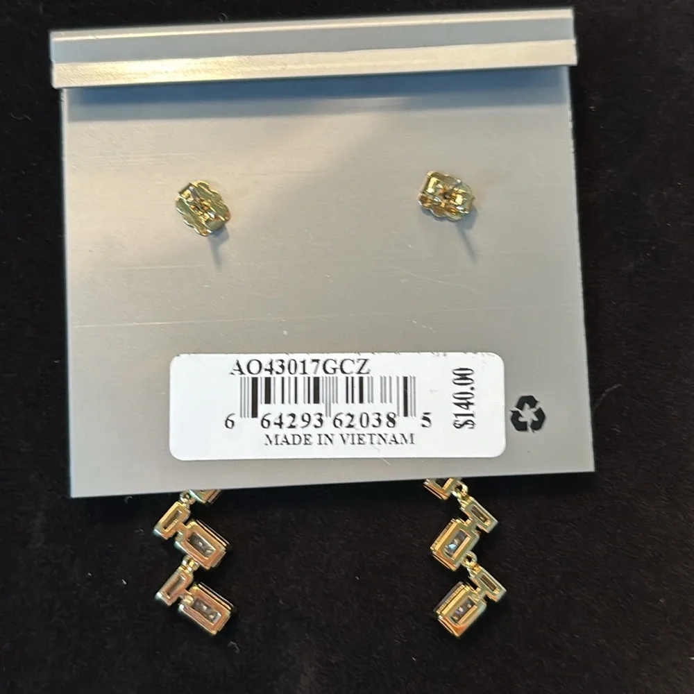 NWT Nadri CZ Herringbone Linear Drop Earrings - Picture 5 of 7